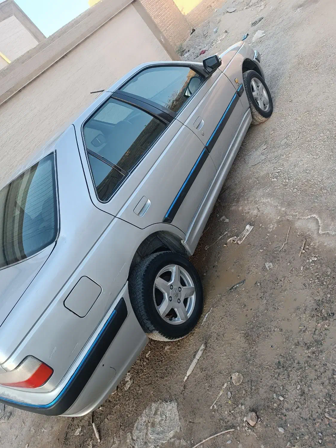 پژوپارس مدل 84|خودرو سواری و وانت|زابل, |دیوار