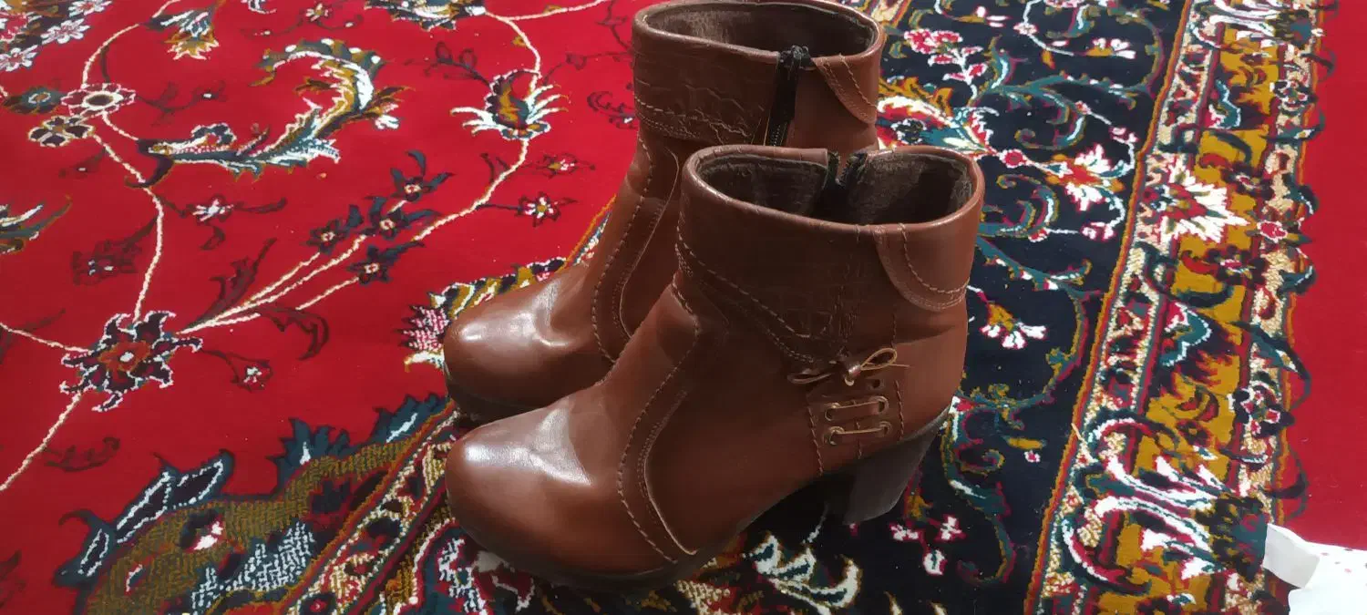 نیم بوت سایز ۴۰|کیف، کفش، کمربند|اسدآباد, |دیوار