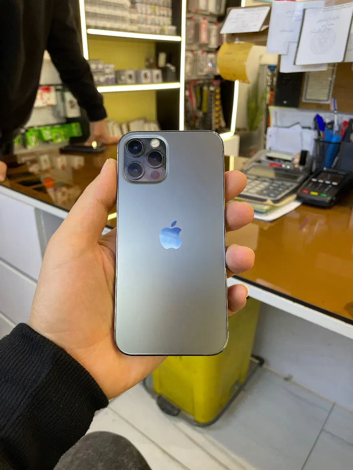 آیفون ۱۲پرو ۲۵۶ باتری ۹۸٪|موبایل|اصفهان, چرخاب|دیوار