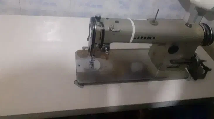 چرخ خیاطی|چرخ خیاطی و ریسندگی|بروجرد, |دیوار