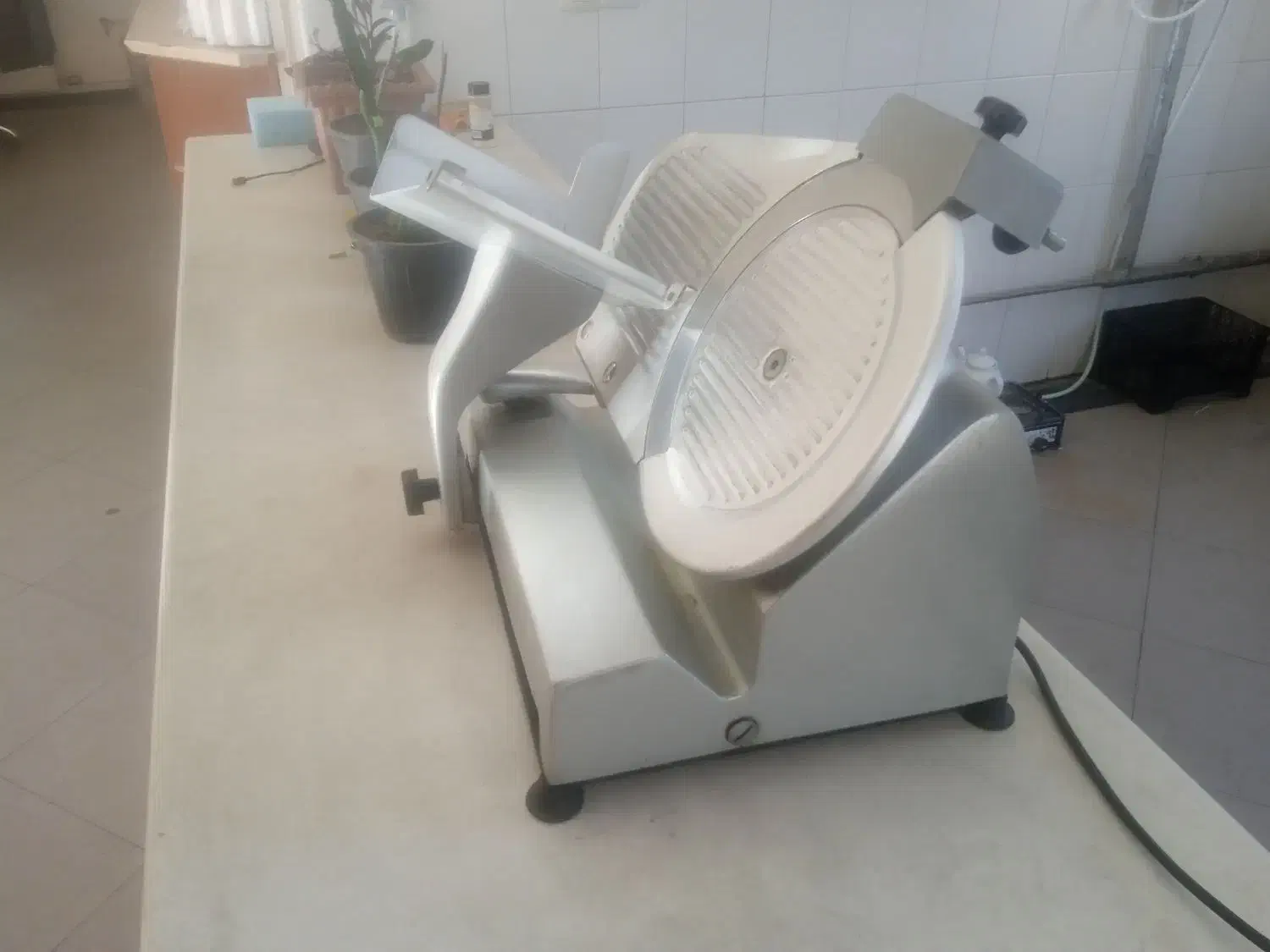 کالباس بر محک|سایر لوازم برقی|بستان آباد, |دیوار