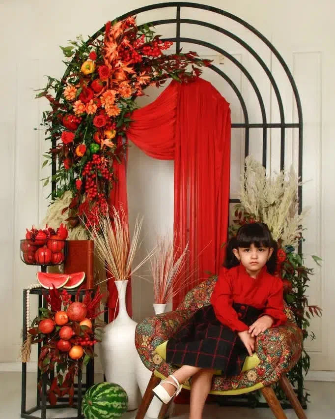 دکور یلدایی و گل ارایی|خدمات پذیرایی، مراسم|قم, باغ شریفی|دیوار