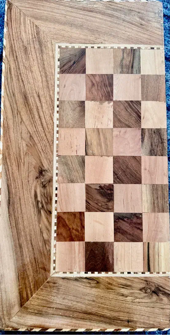 تخته نرد گردو|کلکسیون اشیاء عتیقه|اردبیل, |دیوار