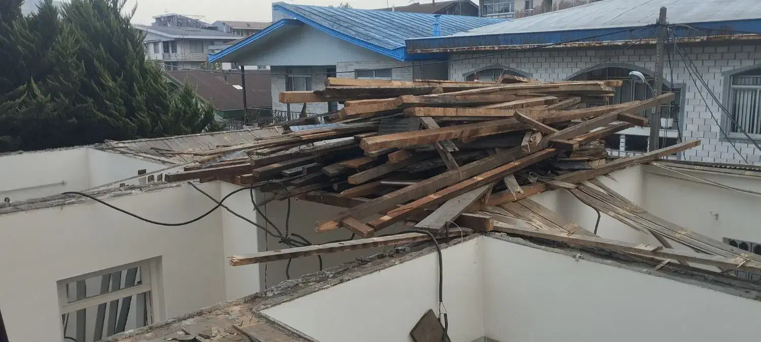 تخریب و خرید فروش مصالح ساختمانی|مصالح و تجهیزات ساختمان|رشت, بازار|دیوار