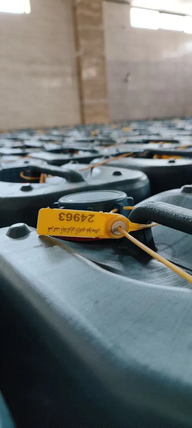 نانو محلول آهن کنسانتره(نانو کود آهن)|گل و گیاه طبیعی|فولادشهر, B1|دیوار