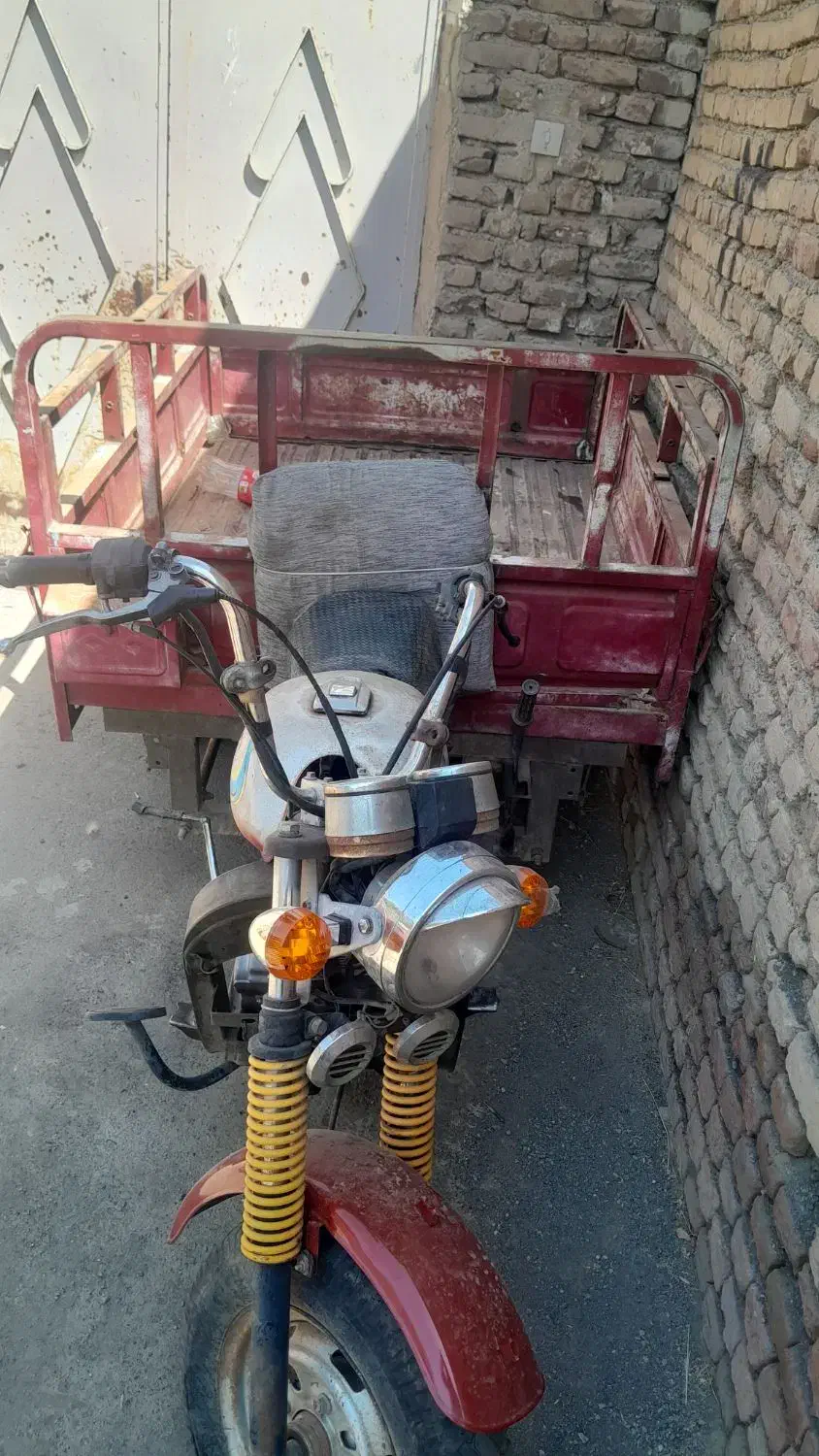 سه چرخه ۲۰۰ نقد و چک معتبر|موتورسیکلت|سلماس, |دیوار