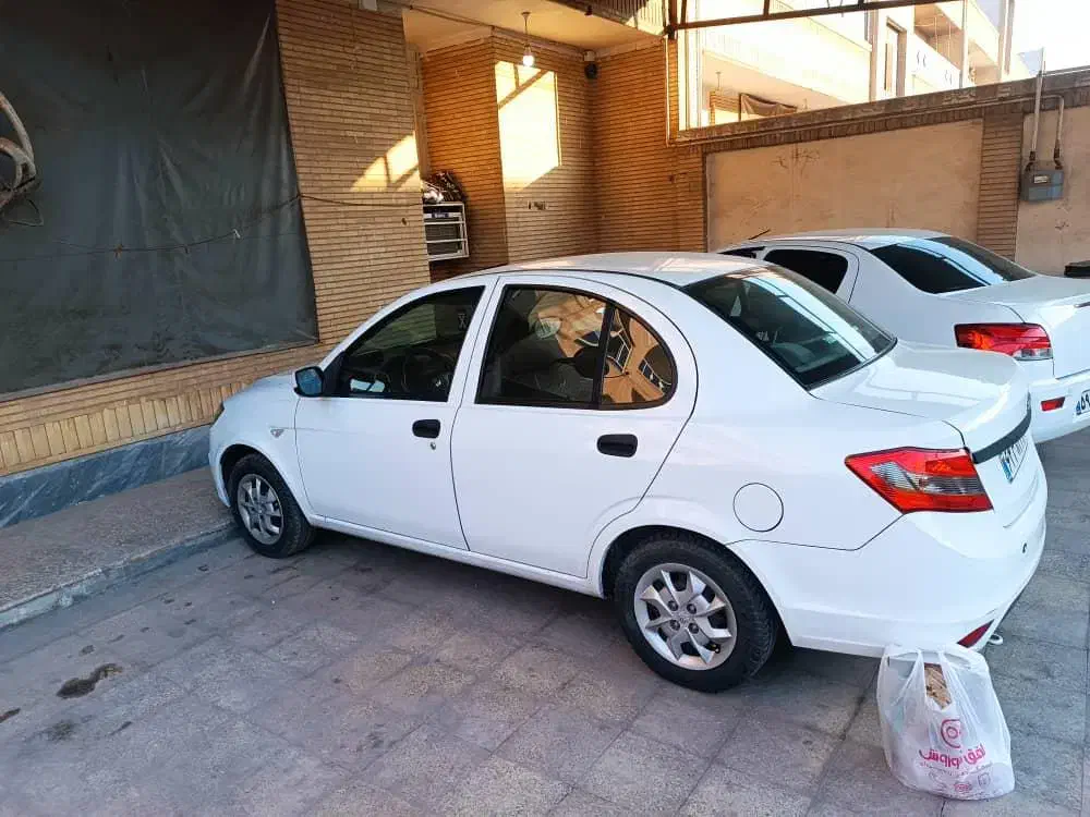 ساینا مدل۹۹|خودرو سواری و وانت|الیگودرز, |دیوار