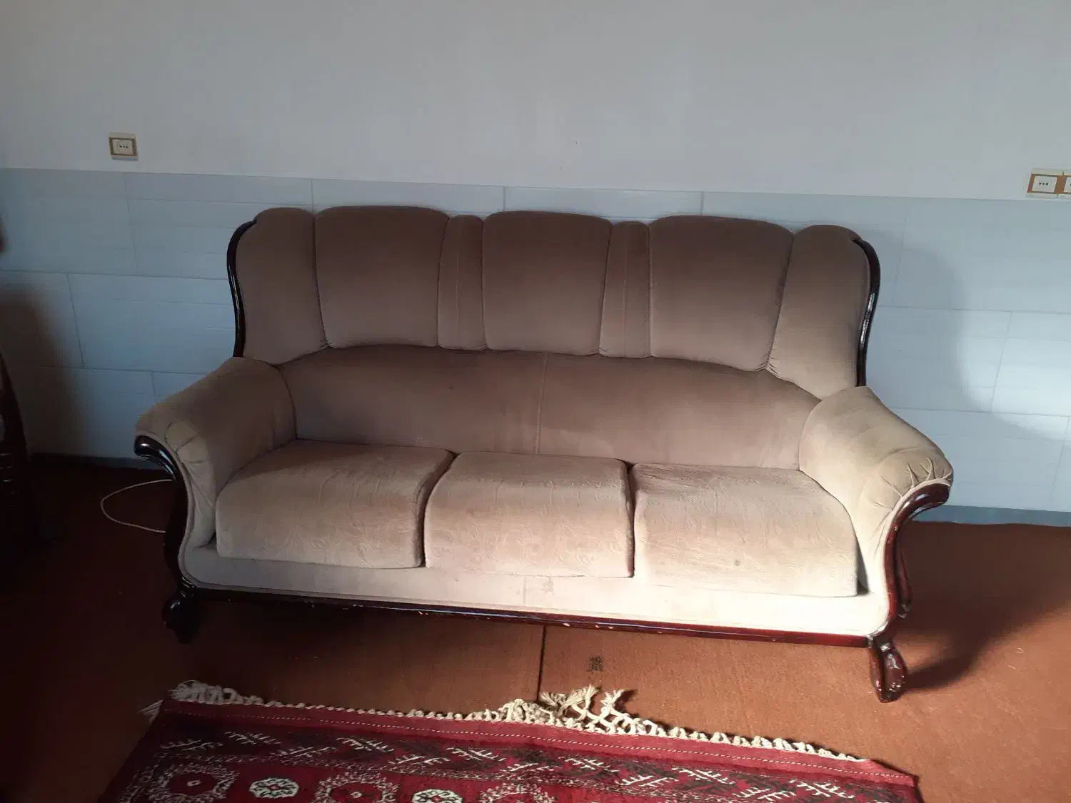 مبل چهار تیکه|مبلمان خانگی و میز عسلی|گمیشان, |دیوار