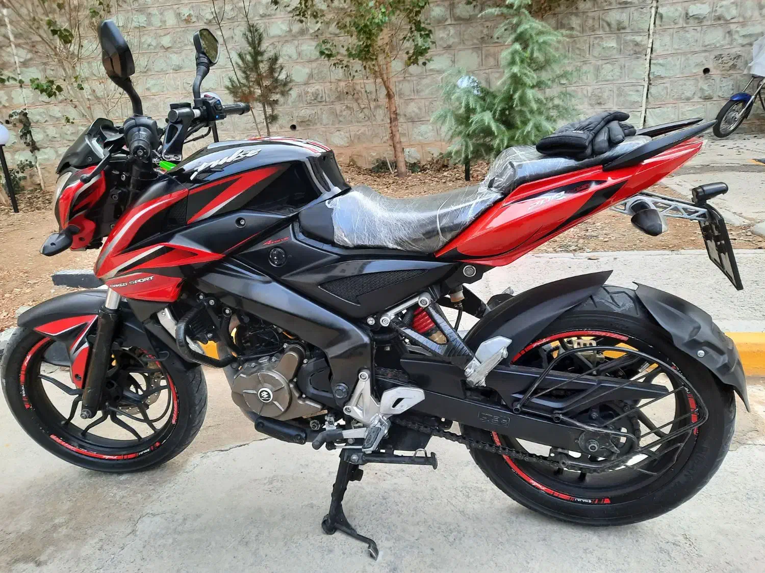 ns200|موتورسیکلت|پردیس, فاز ۱۱|دیوار