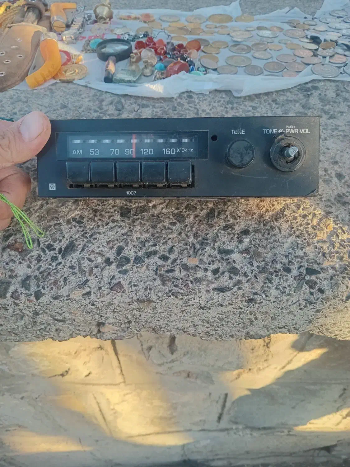 رادیو اتومبیل قدیمی|کلکسیون اشیاء عتیقه|نیشابور, شهرک اندیشه|دیوار