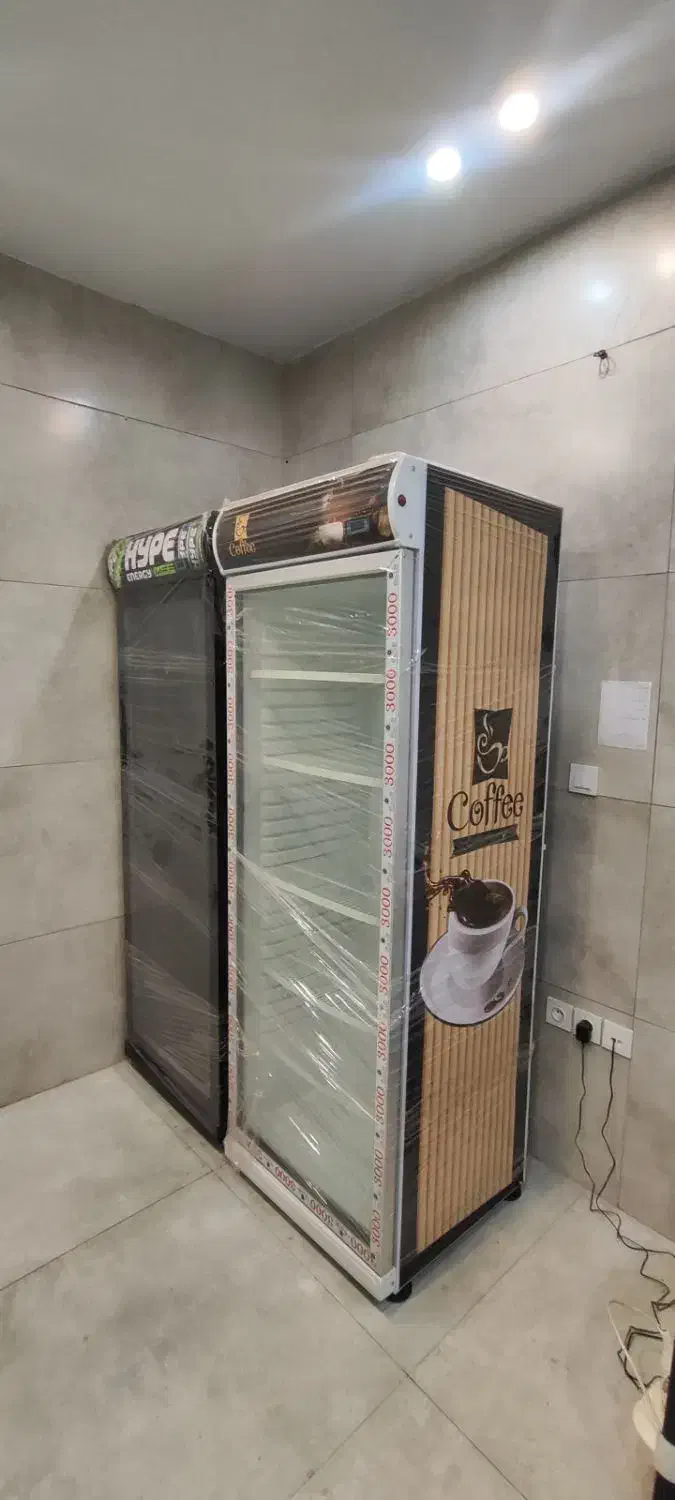 یخچال ایستادهBu4خمیرگیرh3فریزر صندوقیv5پفیلا سازx8|فروشگاه و مغازه|سقز, |دیوار