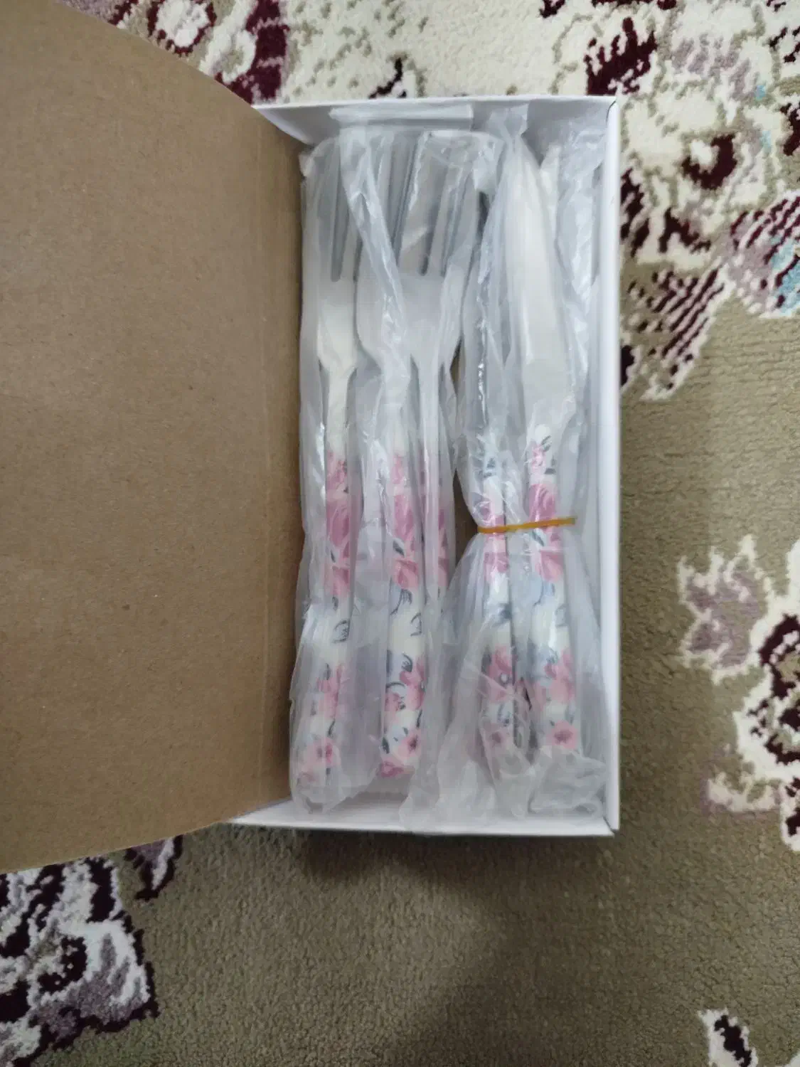 چاقو چنگال|ظروف سرو و پذیرایی|ورامین, ورامین|دیوار