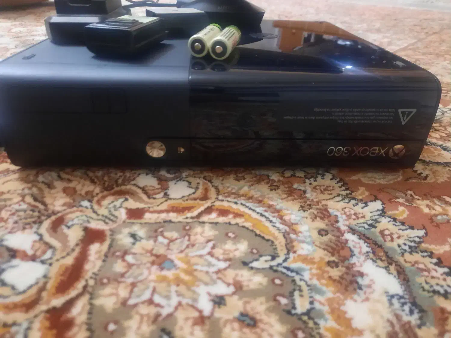 ایکس باکس ۳۶۰ با دو دسته و کینکت|کنسول، بازی ویدئویی و آنلاین|مشهد, هنرستان|دیوار