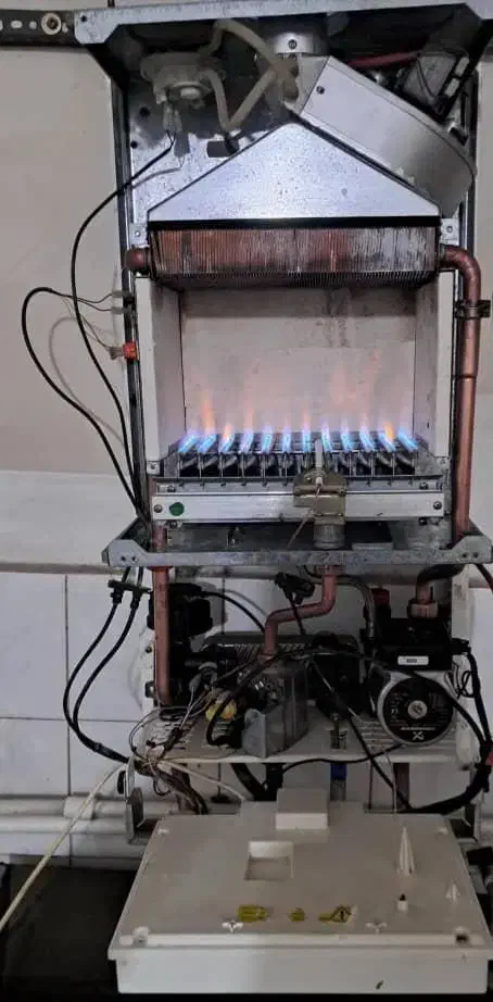 نصب تعمیر سرویس تخصصی پکیج و آبگرمکن|آبگرمکن، پکیج، شوفاژ|نسیم‌شهر, |دیوار