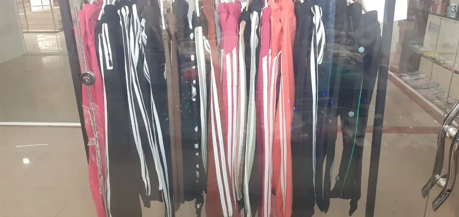 پوشاک|لباس|فولادشهر, مسکن مهر فولادشهر|دیوار