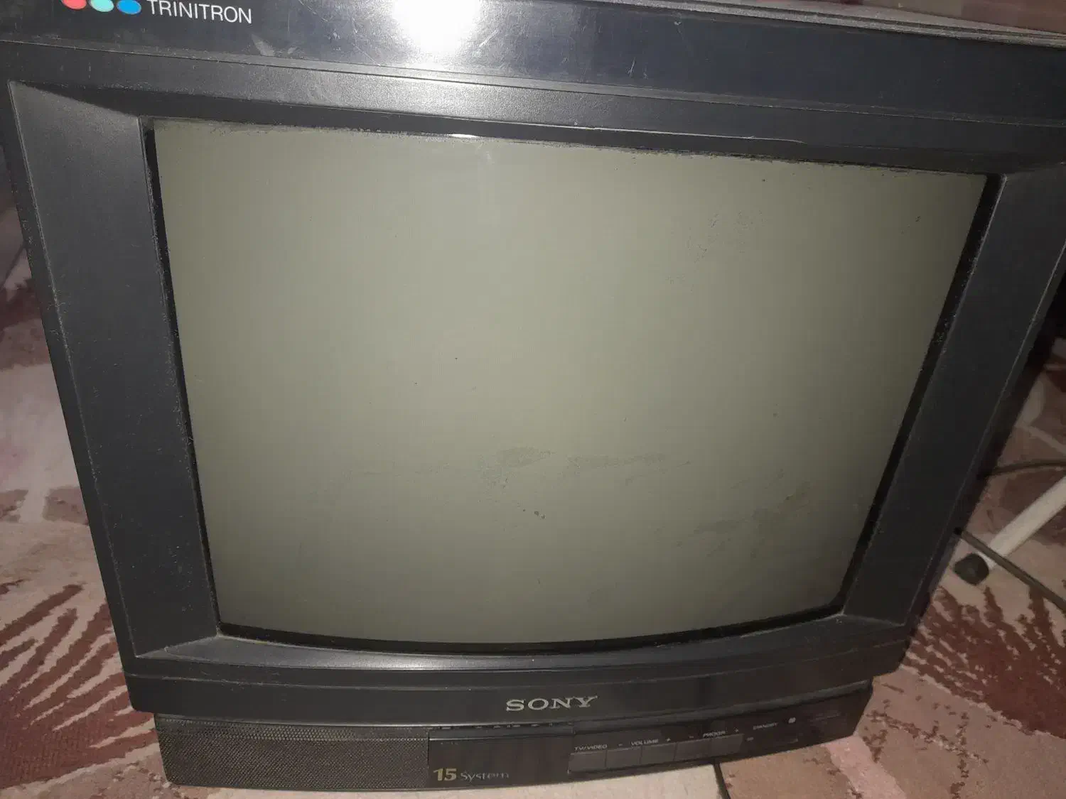 تلویزیون ۱۴ اینچ سونی رنگی|تلویزیون و پروژکتور|صومعه‌سرا, |دیوار