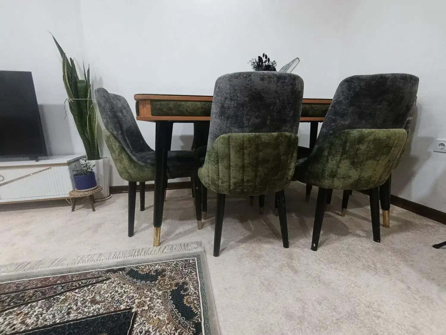 میز نهار خوری|میز و صندلی غذاخوری|اهواز, امانیه|دیوار