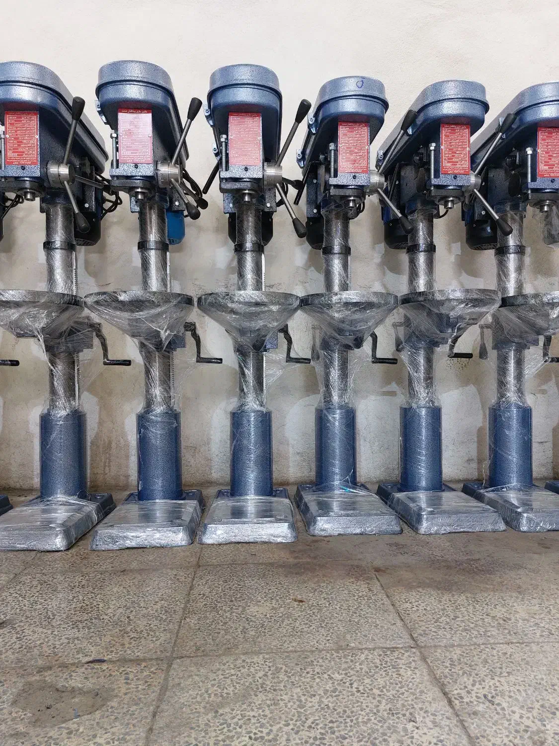 دریل ستونی(پیشگامان صنعت) دریل ایستاده سایز۱۶ و۲۳|ماشینآلات صنعتی|اصفهان, رهنان|دیوار