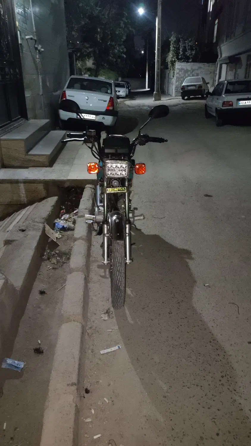 موتور هندا ۲۰۰فول بازسازی شده معاوضه با باکسر|موتورسیکلت|پردیس, فاز ۴|دیوار