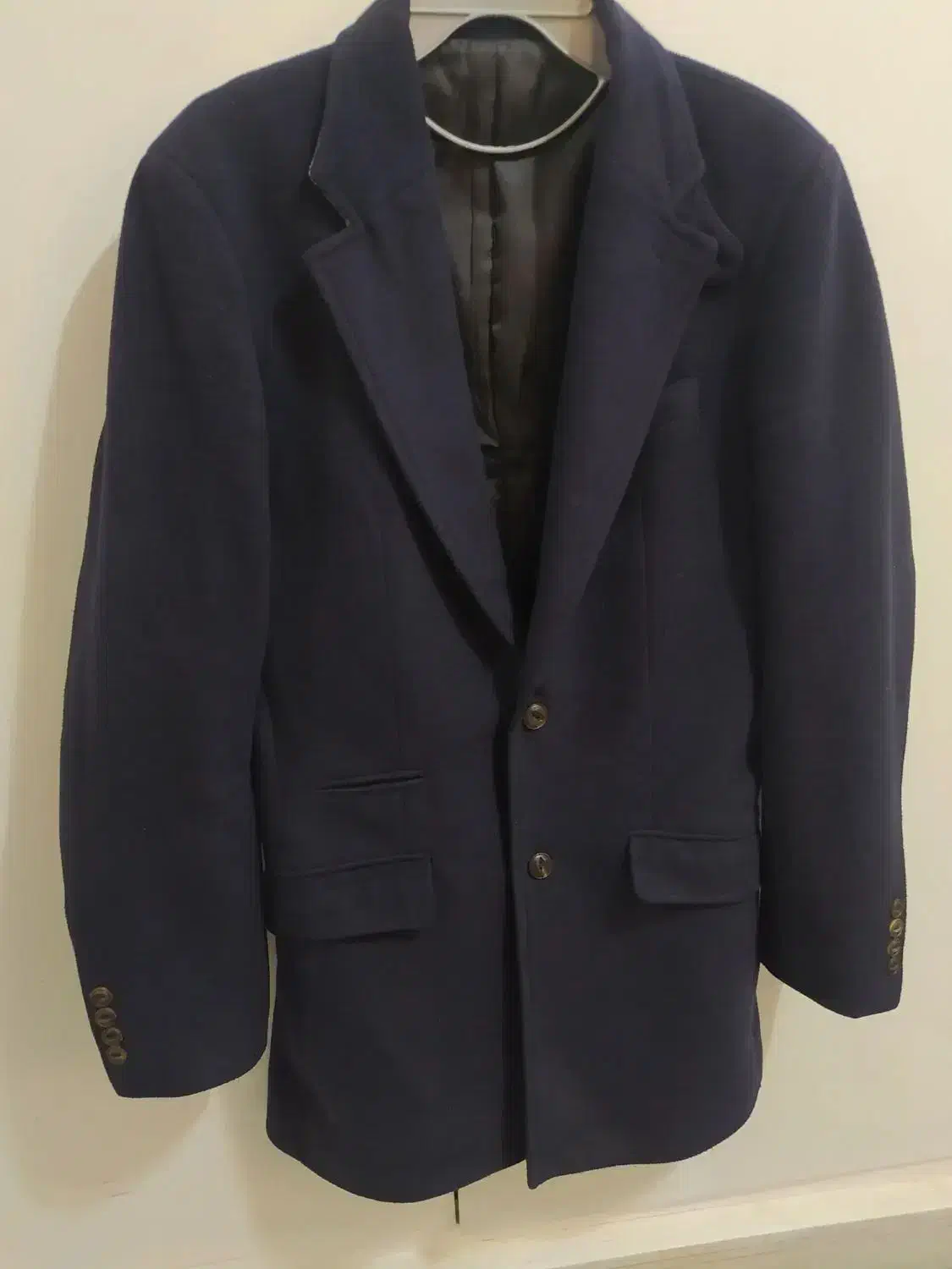 کت تک مجلسی|لباس|بیرجند, |دیوار