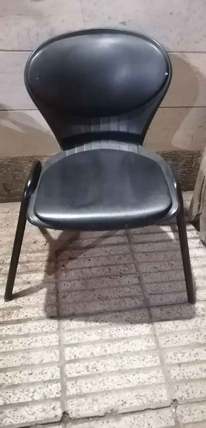 صندلی|مبلمان اداری|سبزوار, پاسداران|دیوار