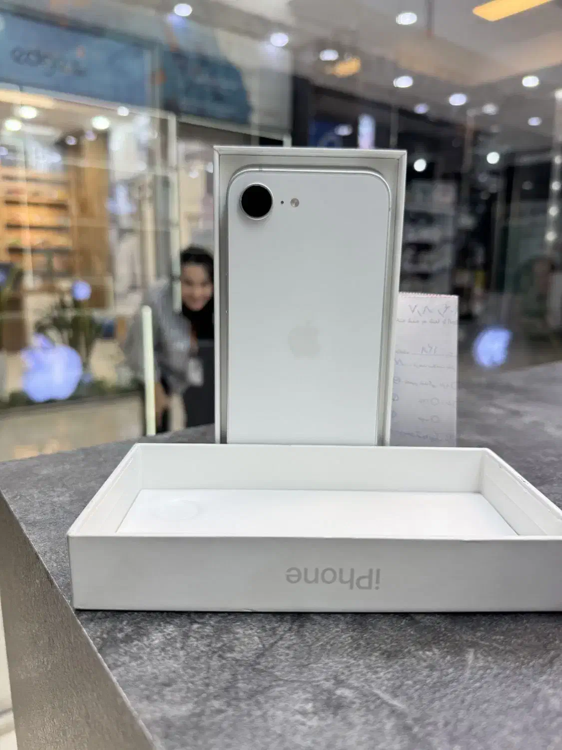 ۱۶e باتری ۱۰۰با طرح بازنشستگان|موبایل|اصفهان, مفتح|دیوار