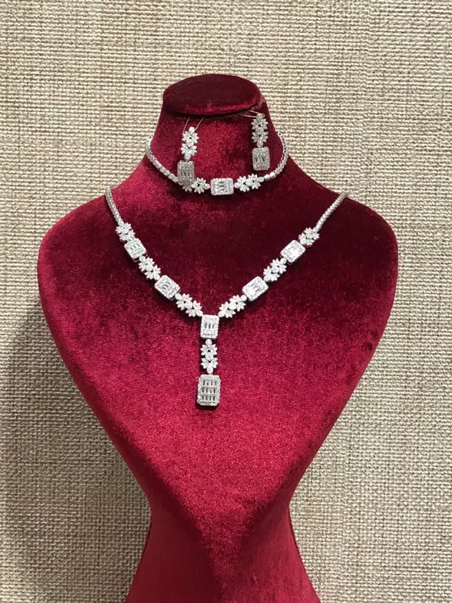 سرویس نقره/نقره/نیم ست نقره|جواهرات|خوی, |دیوار