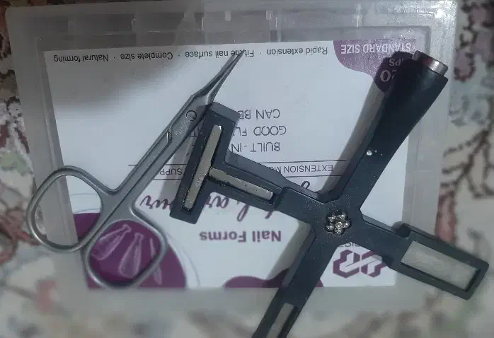 لوازم و وسایل کاشت ناخن|آرایشی، بهداشتی، درمانی|مشهد, شهرک بهارستان|دیوار