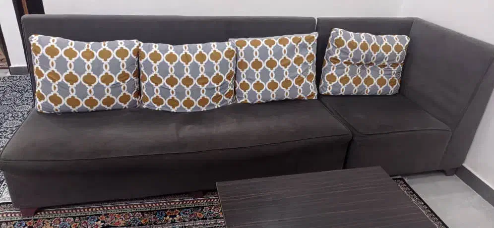 مبل با جلو مبلی و عسلی سالم|مبلمان خانگی و میز عسلی|رشت, کوی حسینی|دیوار