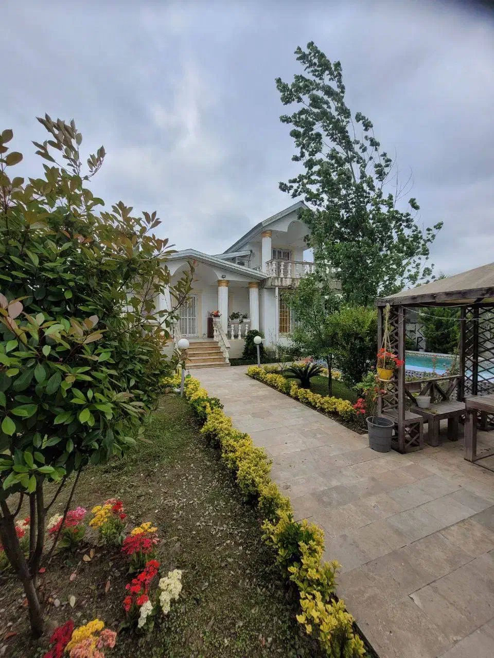 عمارت باغی 400متری بامدارک کامل درمجتمع بااصالت|فروش خانه و ویلا|رویان, |دیوار