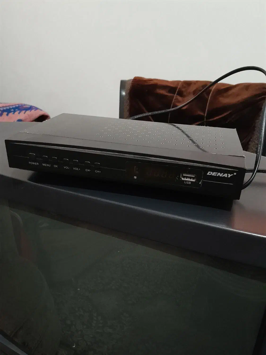 تلویزیون قدیمی به همراه گیرنده دیجیتال|سیستم صوتی خانگی|شاهرود, |دیوار