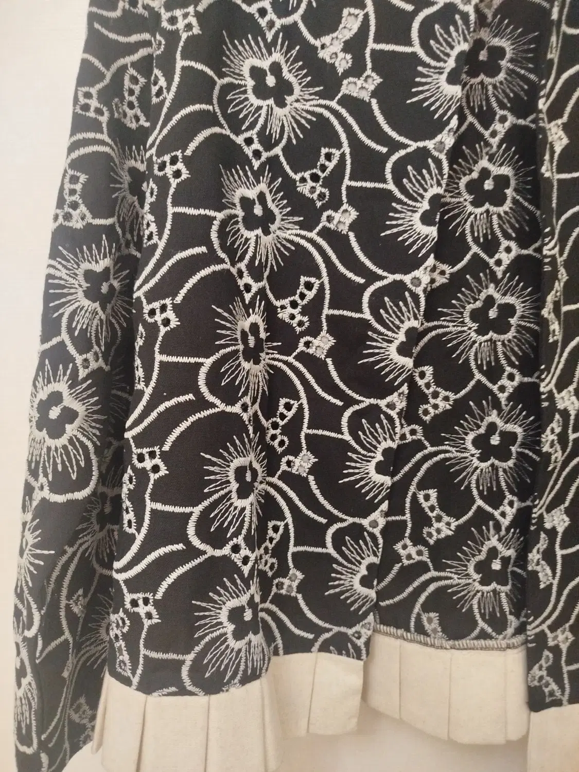 کت زنانه|لباس|کرج, باغستان|دیوار