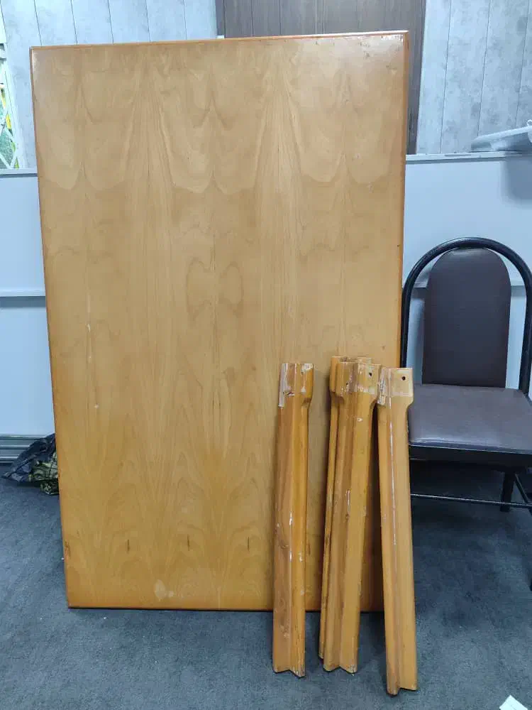 میز|میز و صندلی غذاخوری|اهواز, نادری|دیوار