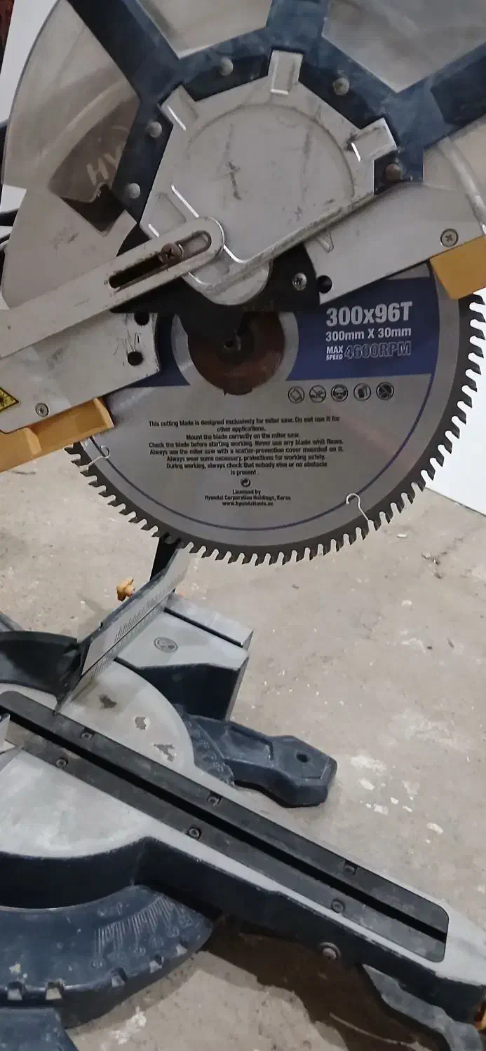 فارسی بر ریلی تیغ ۳۰سانت کره ای اصل|ابزارآلات|شوشتر, |دیوار