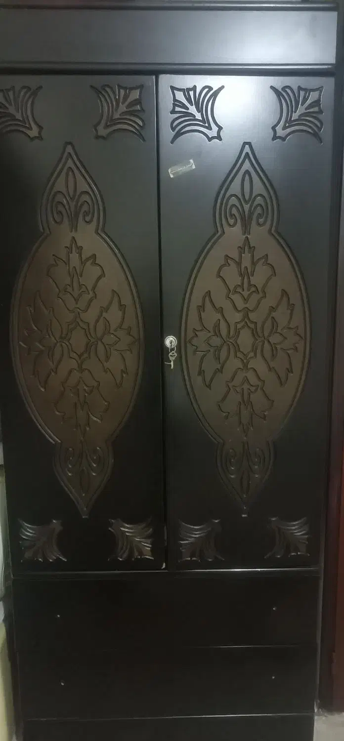 فروش فوری فرش وکمد|فرش|نسیم‌شهر, |دیوار