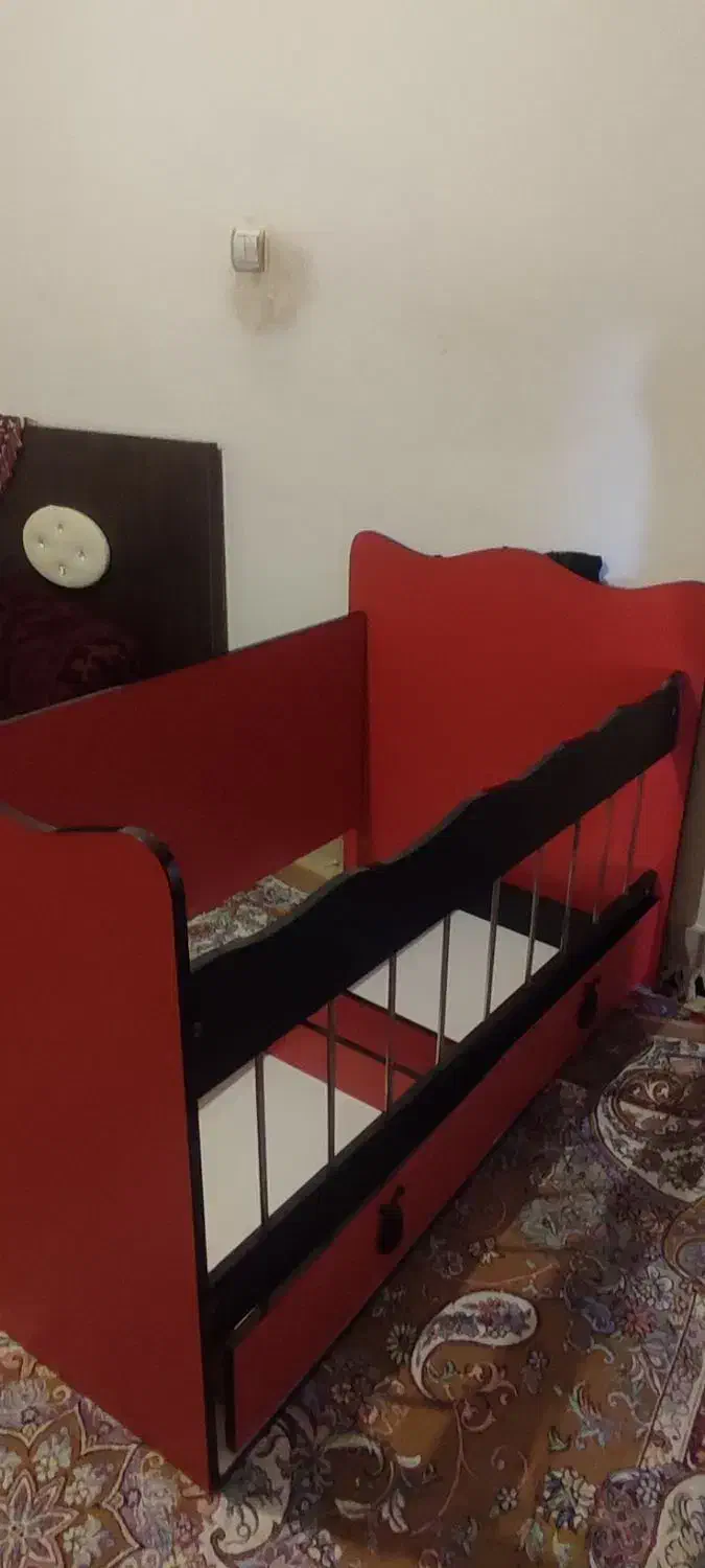 تخت و کمد اسپرت|اسباب و اثاث بچه|ورامین, ورامین|دیوار