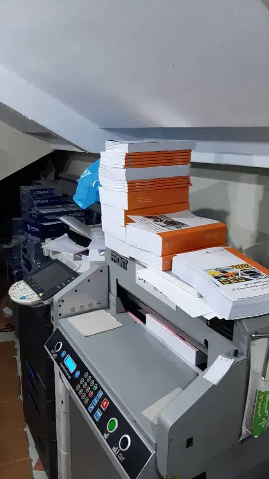 کپی، پرینت، چاپ کتاب با قیمت دانشجویی|خدمات رایانه‌ای و موبایل|تهران, فلسطین (میدان انقلاب)|دیوار