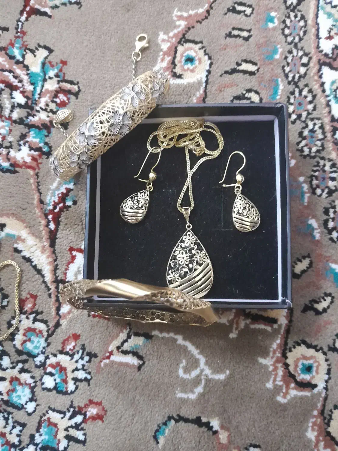 طلا|جواهرات|ایلام, |دیوار