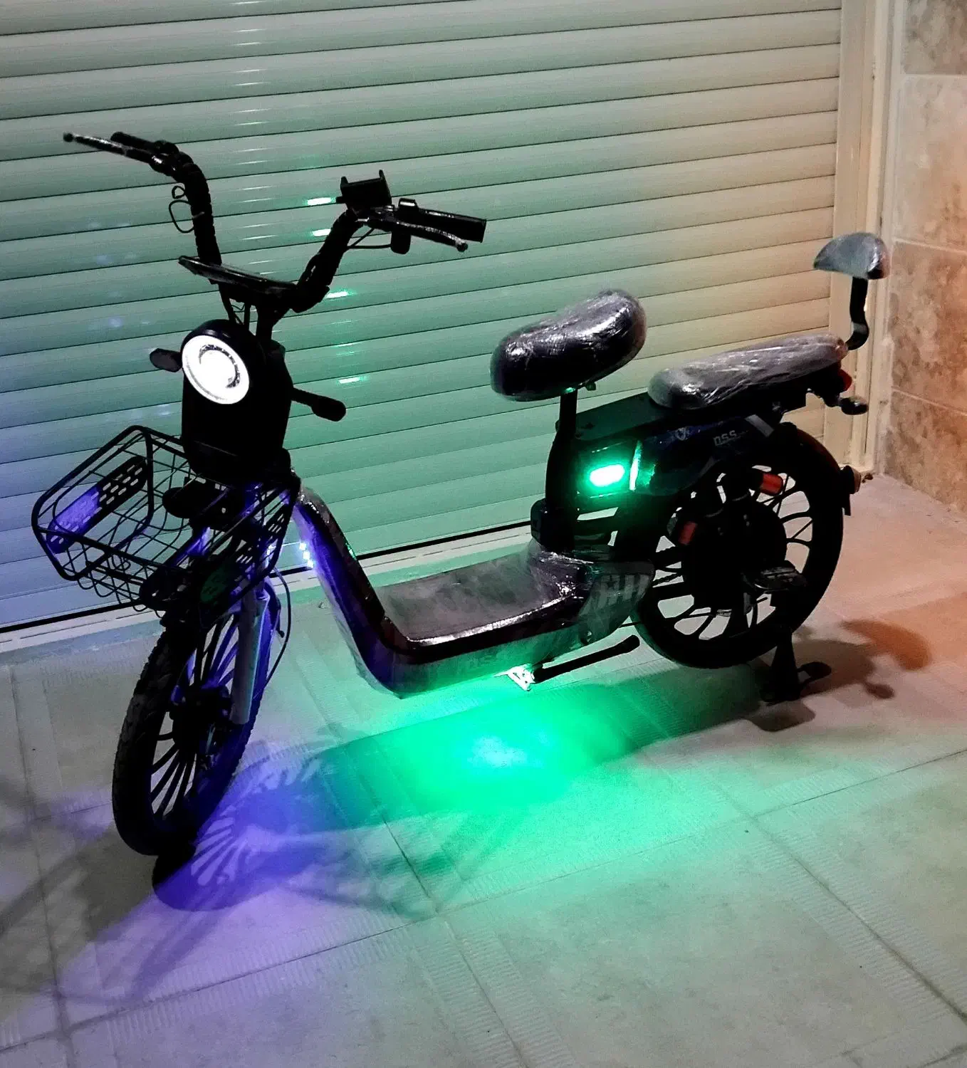 اسکوتر(موتوربرقی)|دوچرخه، اسکیت، اسکوتر|پیرانشهر, |دیوار