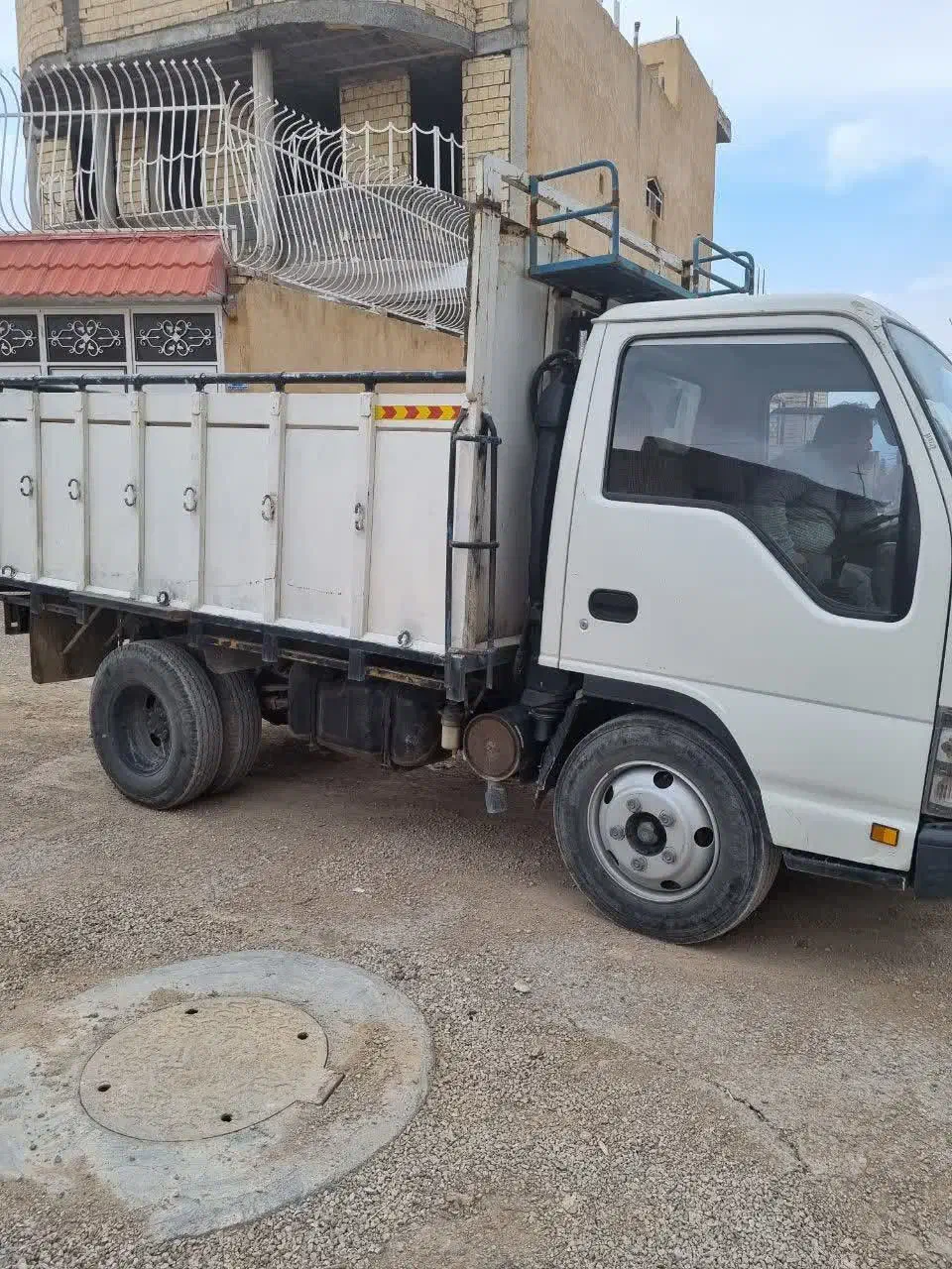 ایسوزو بدون رنگ مدل 86 اصل ژاپن 3تنی|خودرو سنگین|اصفهان, شهرستان|دیوار
