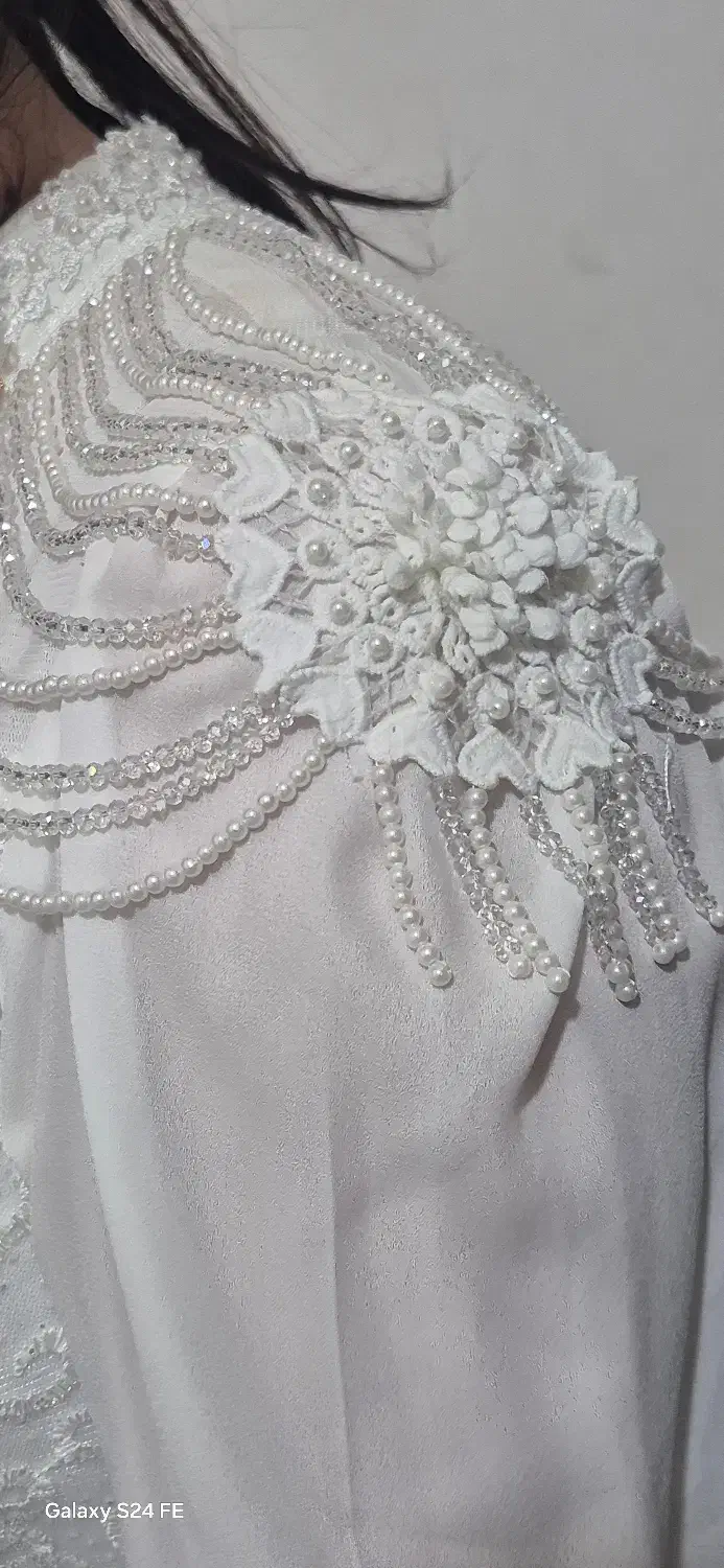 پیراهن سفید سنگ دوزی مناسب عقد و نامزدی|لباس|دورود, |دیوار