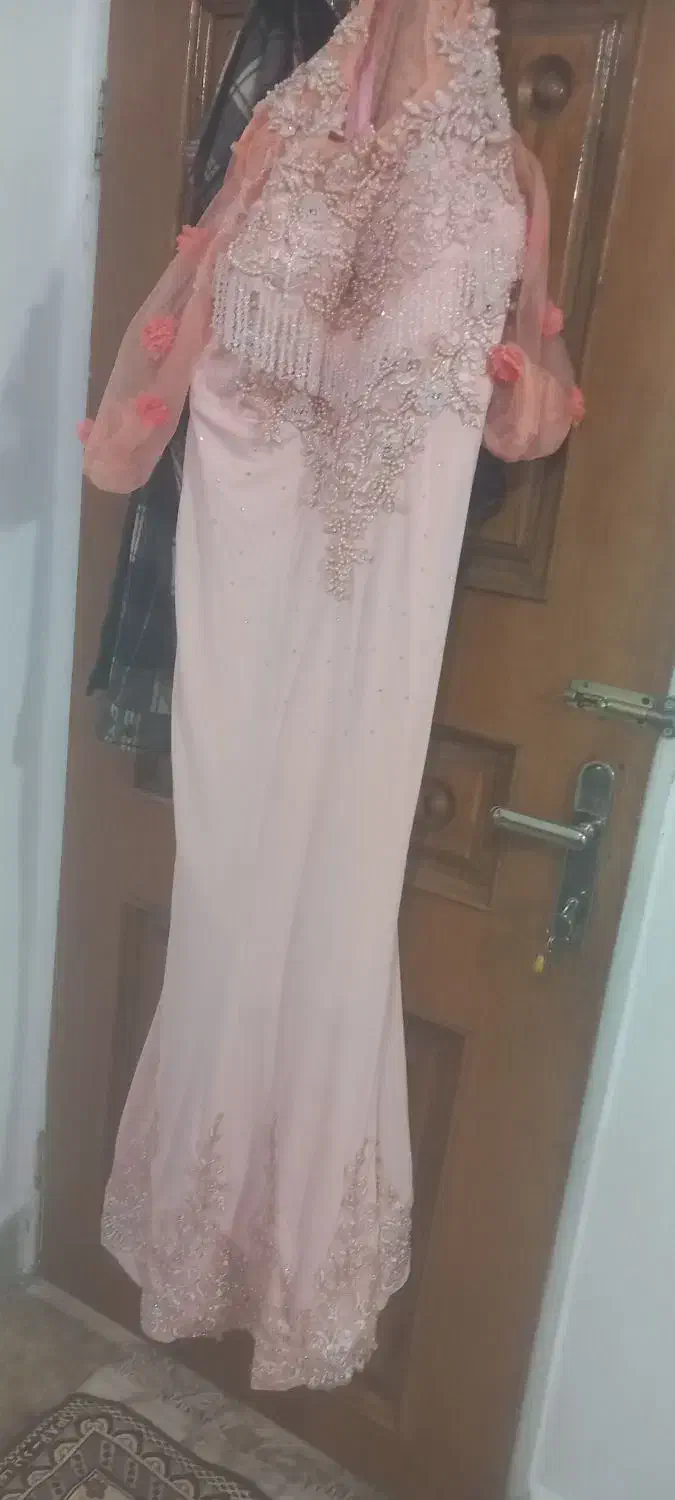 لباس مجلسی بدون پارگی ۱بارهم استفاده نشد|لباس|الوند, |دیوار