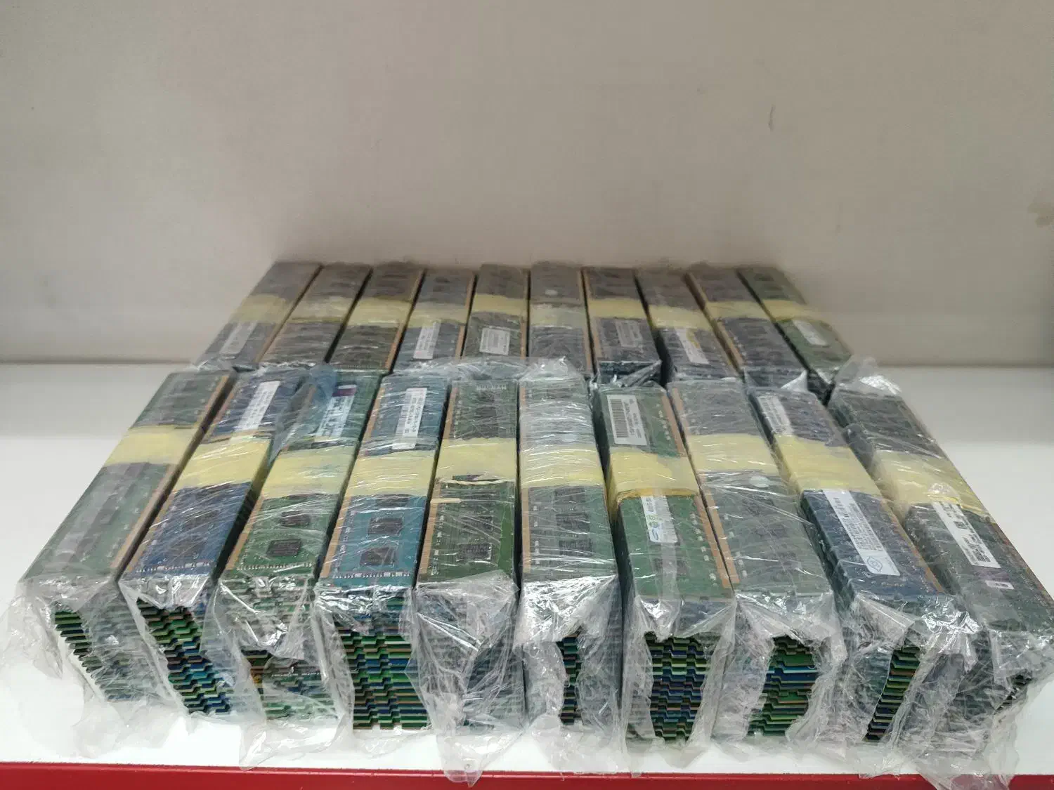 رم 4 گیگ ddr3 دو بر چیپ|قطعات و لوازم جانبی رایانه|تهران, فلسطین (میدان انقلاب)|دیوار