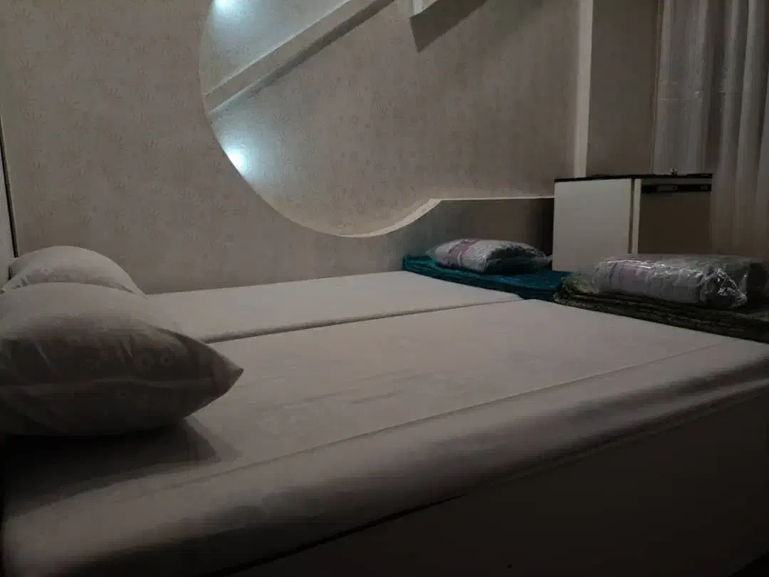 مهمانپذیر   . هتل . مسافرخانه. منزل مبله.|اجارهٔ کوتاه‌مدت آپارتمان و سوئیت|شیراز, حافظیه|دیوار