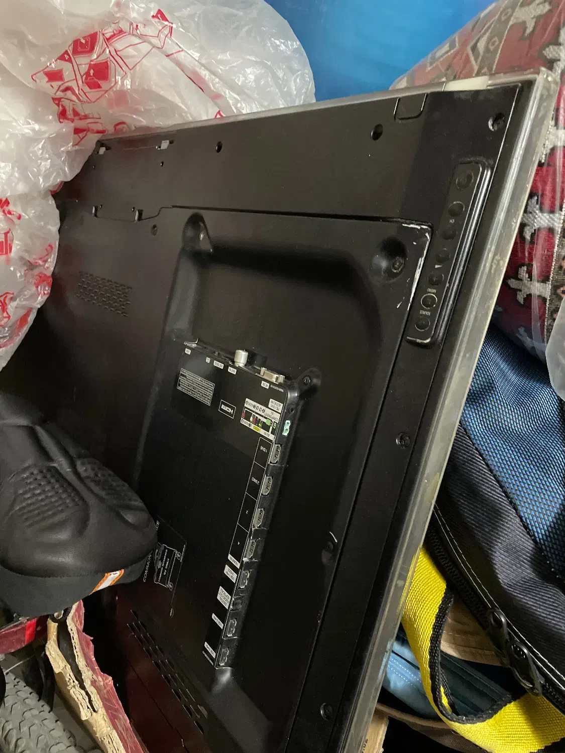 تلوزیون سامسونگ ال سی دی شکسته|تلویزیون و پروژکتور|شیراز, آزادگان|دیوار