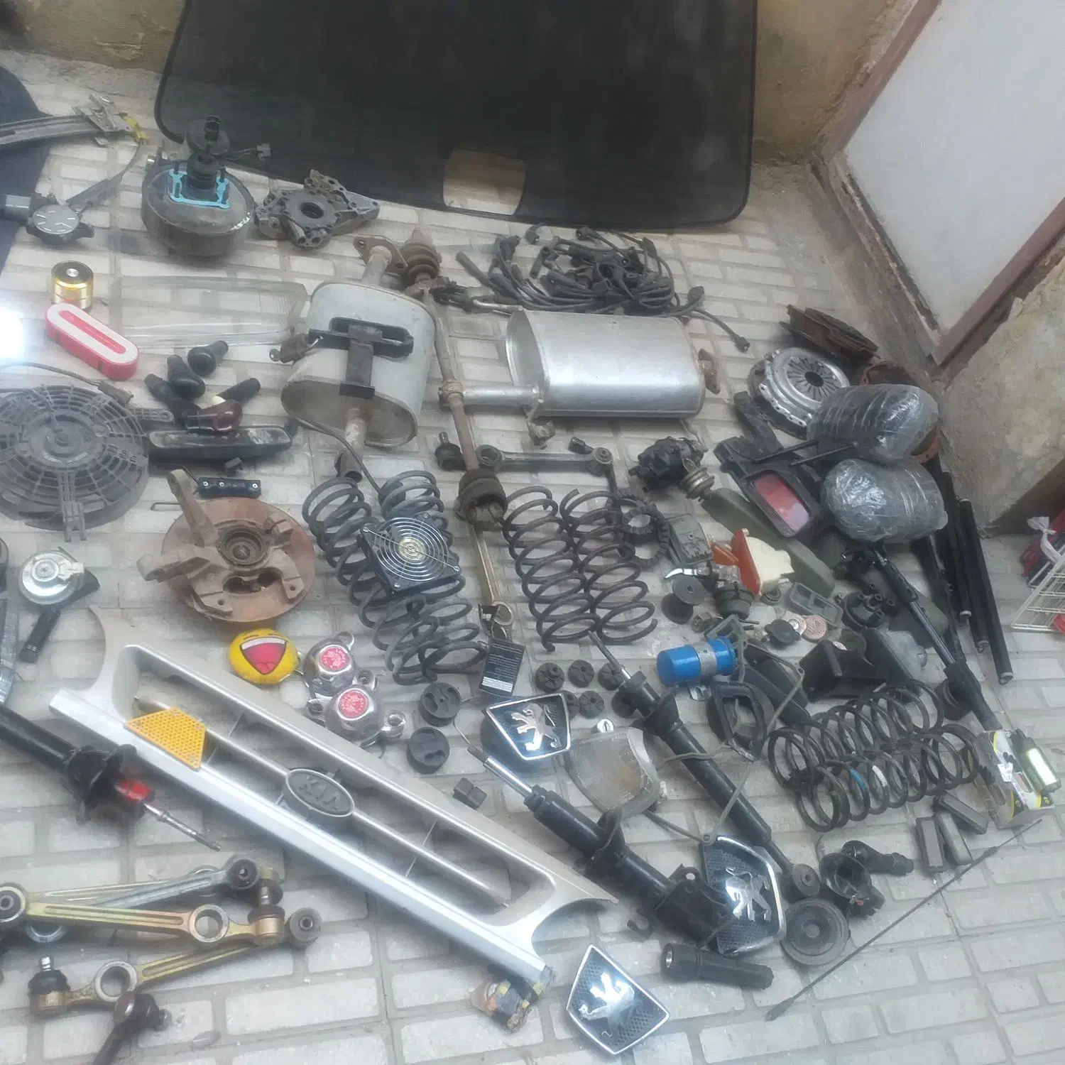 وسایل  پراید و پژو|قطعات یدکی و لوازم جانبی|کرمانشاه, |دیوار