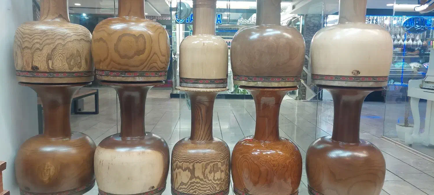 تمبک شیرانی|سازهای سنتی|اصفهان, سعادتآباد|دیوار