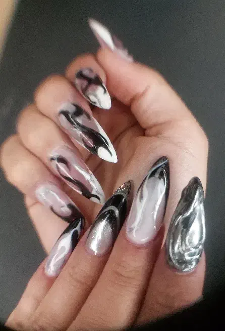 کاشت ناخن ۴۰۰ فقط تماس بگیرید|خدمات آرایشگری و زیبایی|اصفهان, برازنده|دیوار