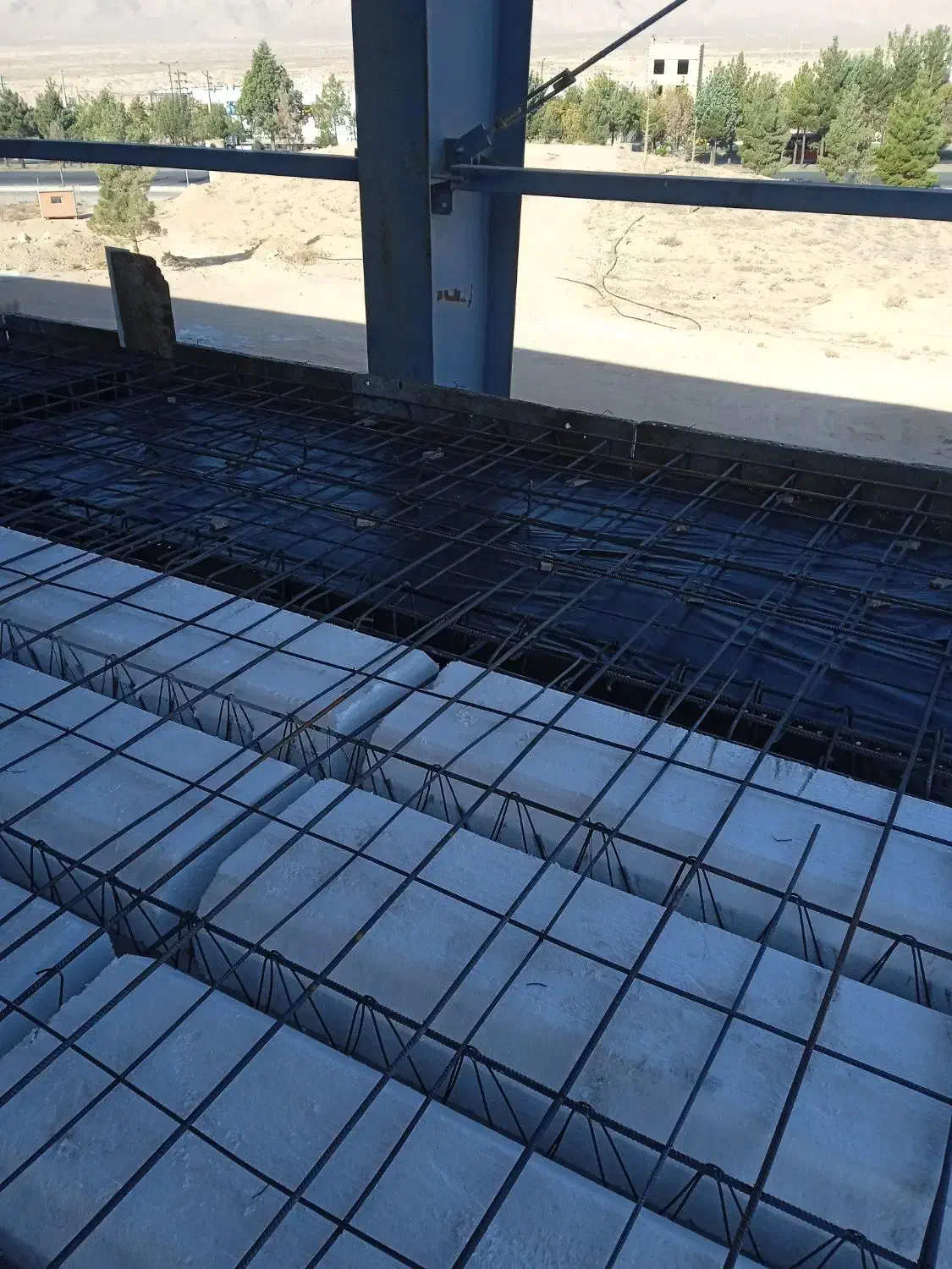 اجرای اسکلت بتن وفنداسیون و انجام تمام کارهای بتنی|خدمات پیشه و مهارت|شاهرود, |دیوار