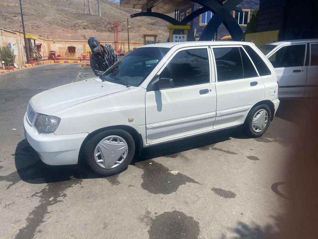 ۱۱۱مدل ۹۵|خودرو سواری و وانت|پرند, فاز ۶|دیوار